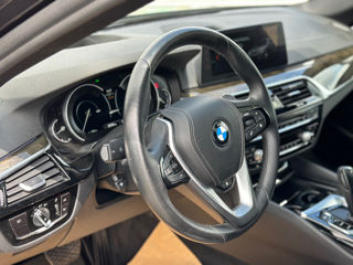 BMW 5 Series foto 12