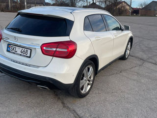 Mercedes GLA foto 8