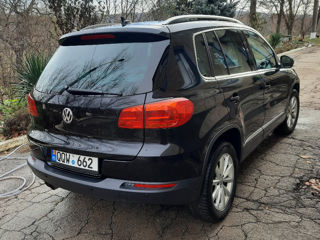 Volkswagen Tiguan foto 2