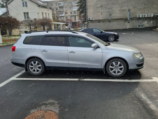 Volkswagen Passat foto 2