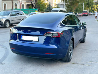 Tesla Model 3 foto 6