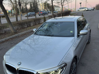 BMW 5 Series foto 4