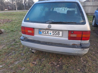 Volkswagen Passat foto 4