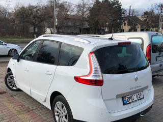 Renault Grand Scenic foto 6