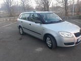 Rent a car chirie auto авто прокат foto 7