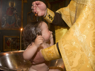Foto-video   servicii.  Botezul, nunti, cumatrii.  Фотограф на Крещение ! Профессиональная съемка foto 9
