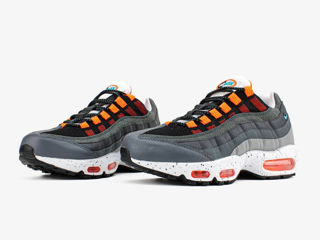 Nike Air Max 95 Grey/Orange x Kim Jones foto 2