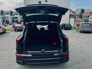 Porsche Cayenne foto 6