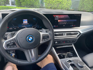 BMW 3 Series foto 8