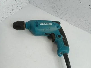 дрель Makita 450 watt, оригинальная в отличном состоянии foto 2