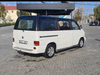 Volkswagen T4 foto 3