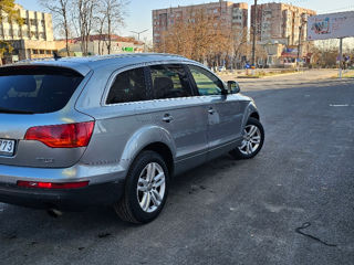 Audi Q7 foto 2