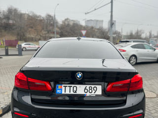 BMW 5 Series foto 5