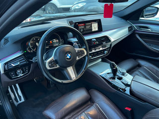 BMW 5 Series foto 6