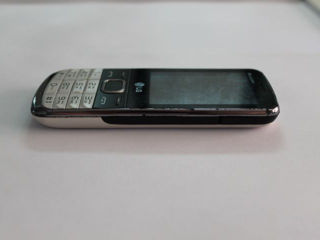 Кнопочный телефон LG 2-Sim с зарядкой foto 6