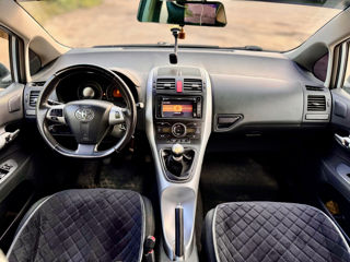 Toyota Auris foto 5