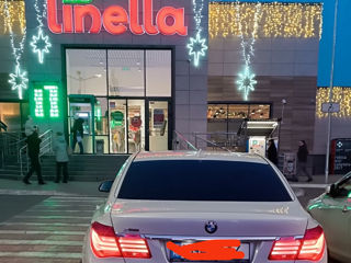 BMW 7 Series foto 2