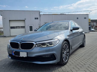 BMW 5 Series foto 10