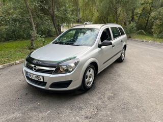 Opel Astra foto 1