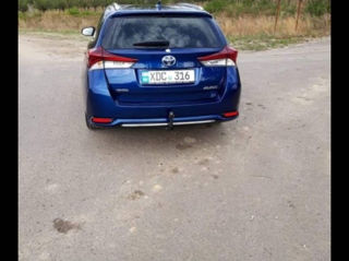 Toyota Auris foto 2