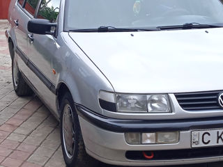 Volkswagen Passat foto 2