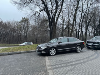 Skoda Superb foto 3