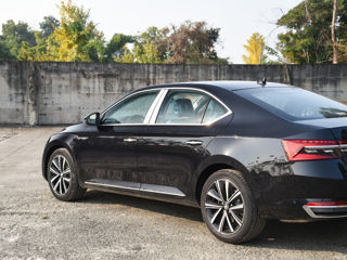 Skoda Superb foto 4