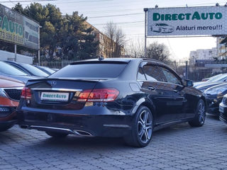 Mercedes E Class foto 2