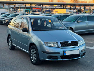 Skoda Fabia foto 4