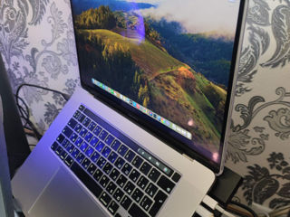 MacBook Pro 16 Retina 2019 Core i7 9750H/16Gb DDR4/512Gb SSD/4Gb Radeon Pro 5300M/16" foto 1