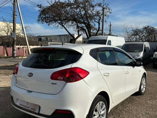 KIA Ceed foto 6