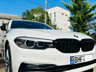 BMW 5 Series foto 9