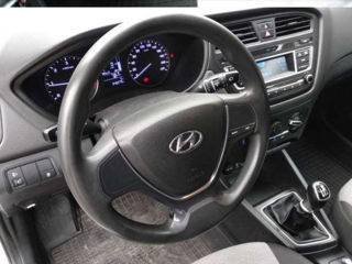 Hyundai i20 foto 8