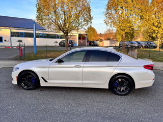 BMW 5 Series foto 7