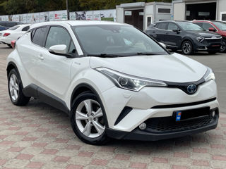 Toyota C-HR foto 5