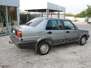 Volkswagen Jetta foto 4