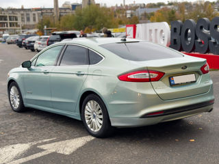 Ford Fusion foto 7