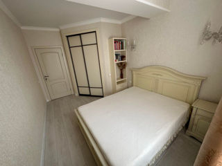 Apartament cu 2 camere, 60 m², Centru, Chișinău foto 3