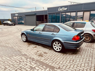 BMW 3 Series foto 8