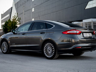 Ford Mondeo foto 4