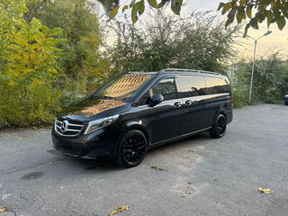 Mercedes V-Class