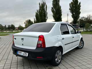 Dacia Logan foto 3