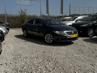 Volkswagen Passat CC foto 1