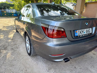 BMW 5 Series foto 9