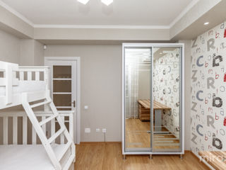 Apartament cu 2 camere, 80 m², Centru, Chișinău foto 10