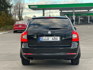 Skoda Octavia foto 6