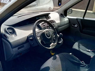 Renault Scenic foto 8