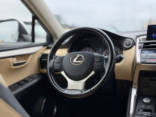 Lexus NX Series foto 8