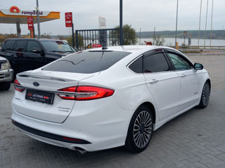 Ford Fusion foto 4