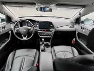 Hyundai Sonata foto 5